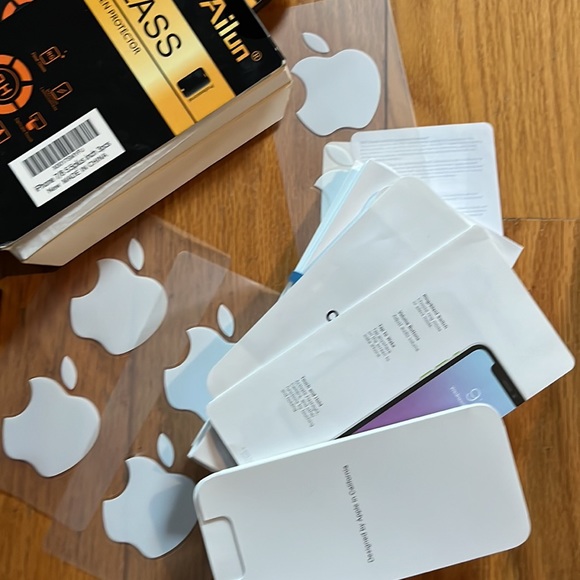 Bundle of 10 empty iPhone boxes, google Wi-Fi, screen prtcrs & Apple stickers - Picture 5 of 11